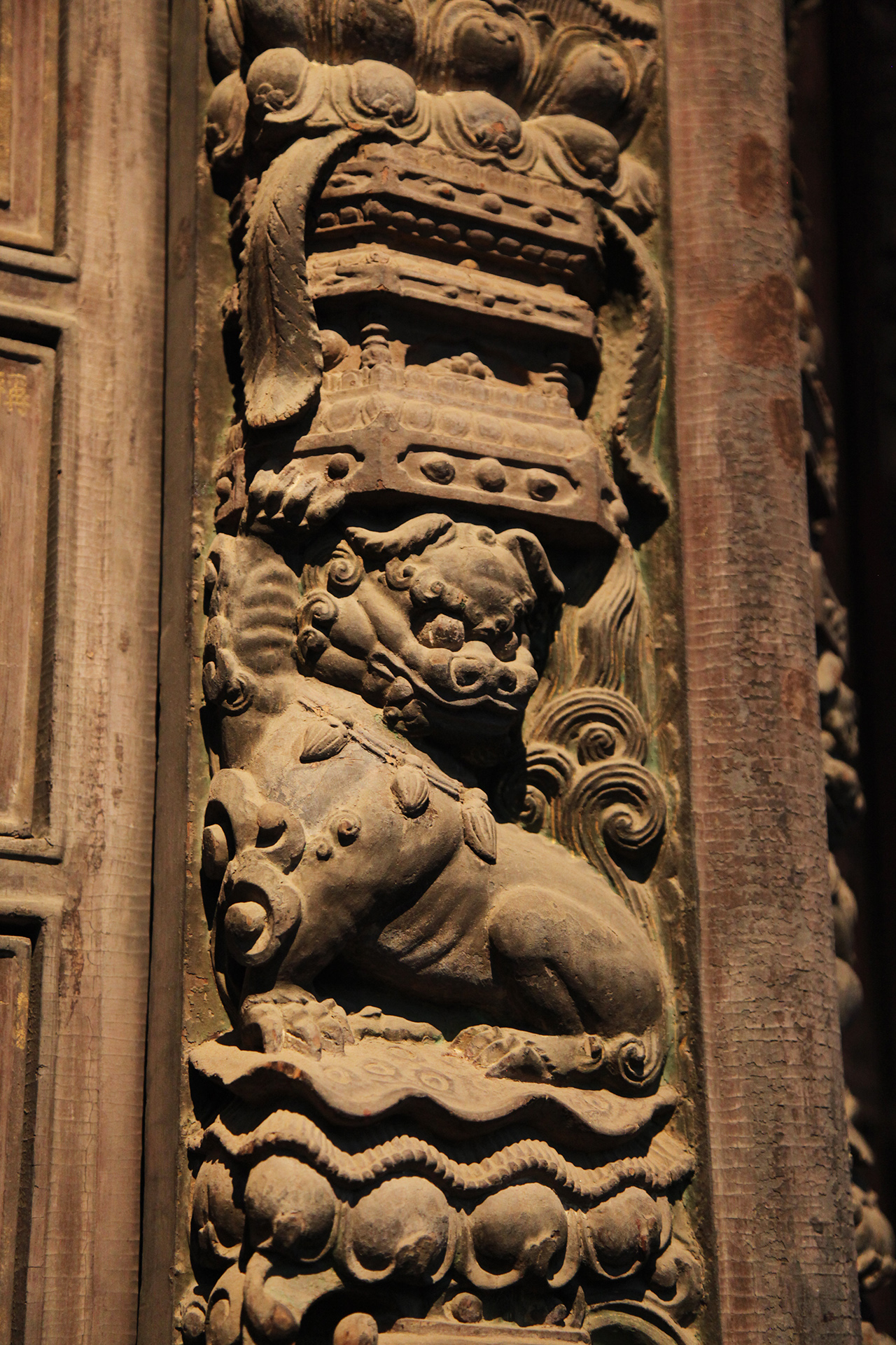 The intricate carvings of the sutra cabinet at Beijing's Zhihua Temple showcase the remarkable craftsmanship of Ming Dynasty artisans. /CGTN
