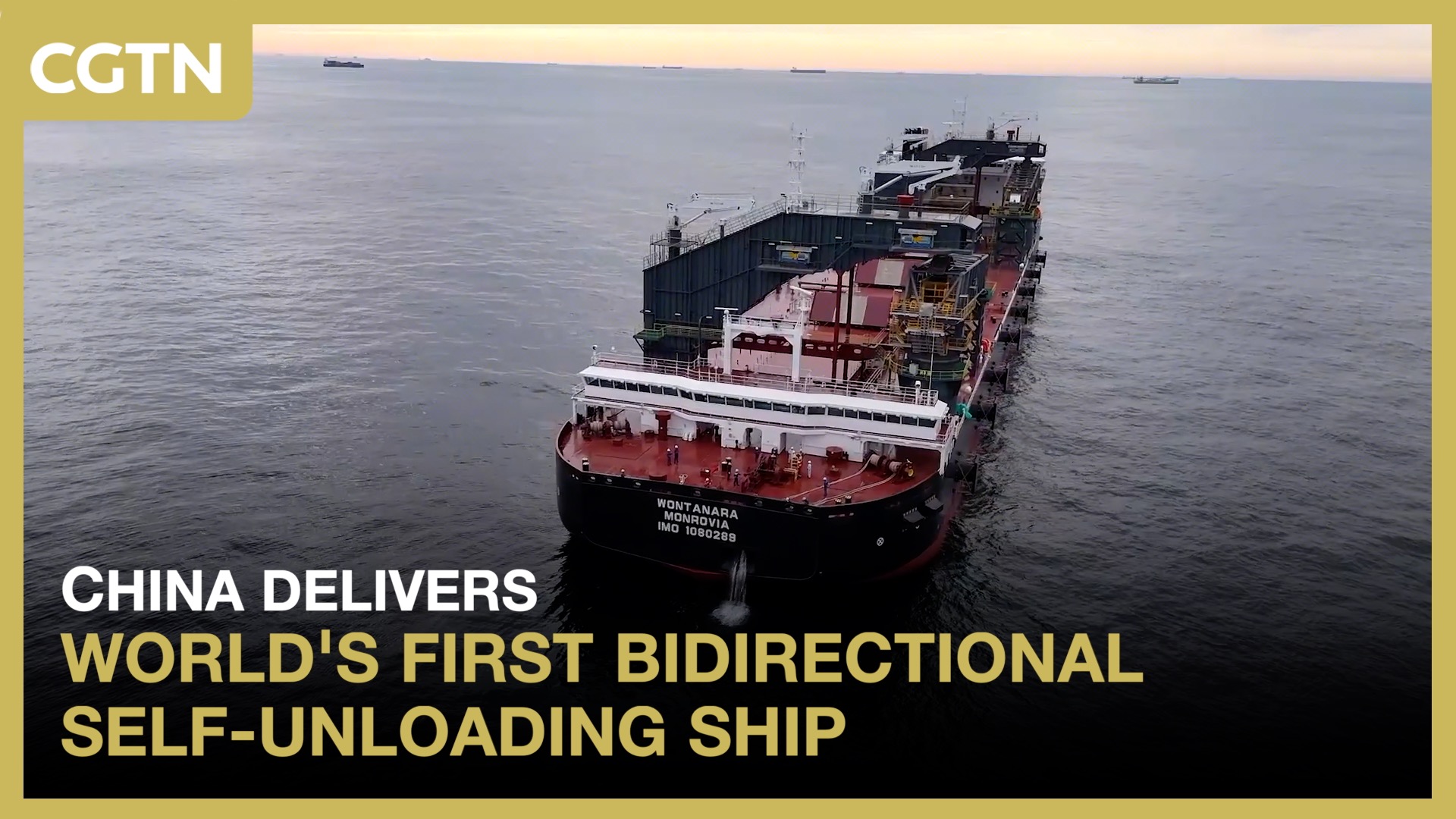 China delivers world's first bidirectional self-unloading ship