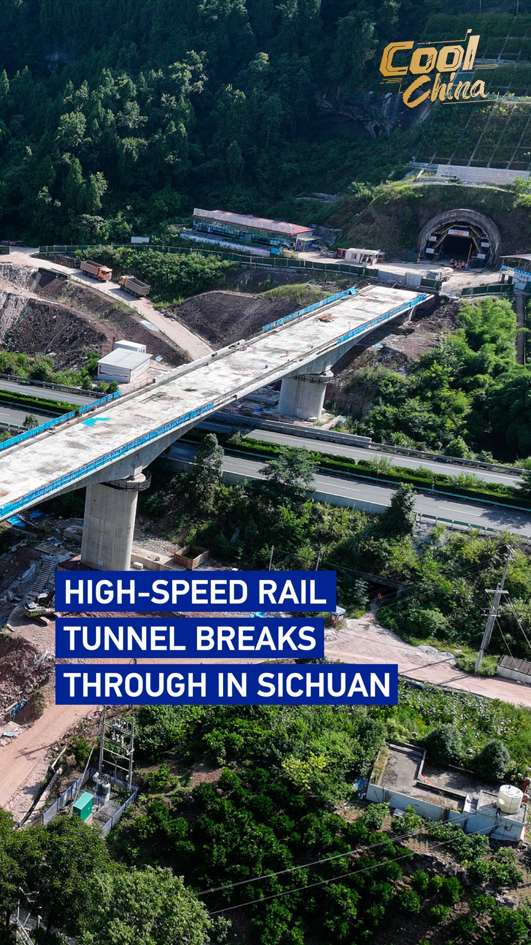 High-speed rail tunnel breaks through in Sichuan