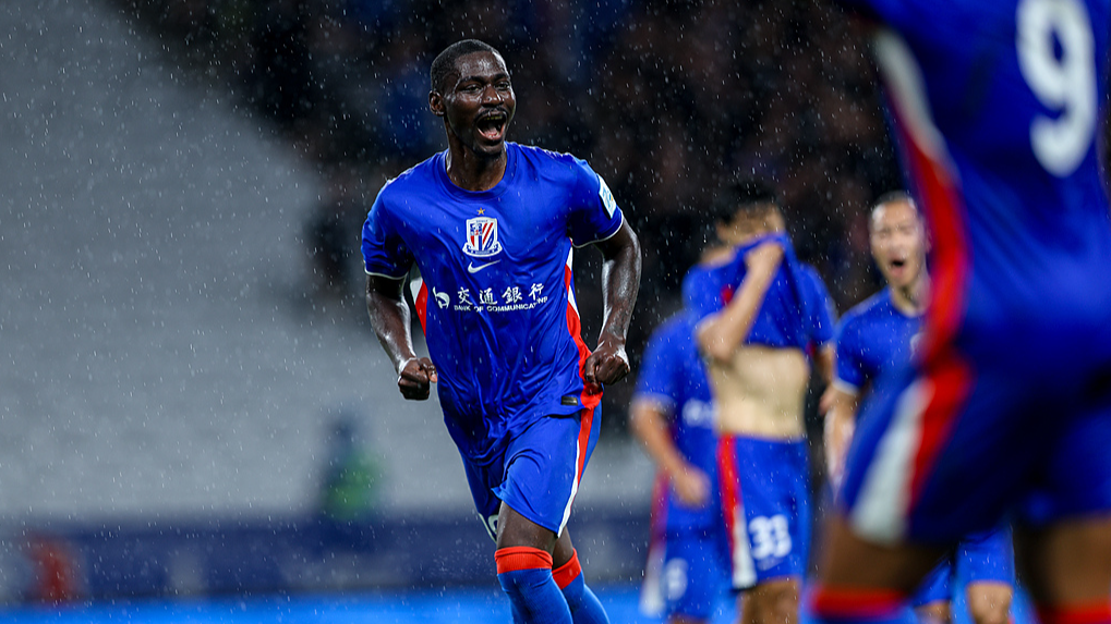 Luis Asue's hat-trick powers Shanghai Shenhua to FA Cup quarters