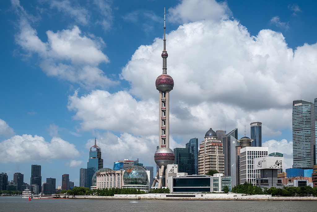 Lujiazui skyline at the Bund viewing platform, Shanghai, China, July 10, 2026. /VCG