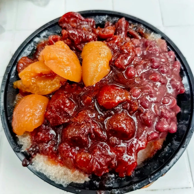 Traditional shaved ice from north China's Tianjin. /China Media Group