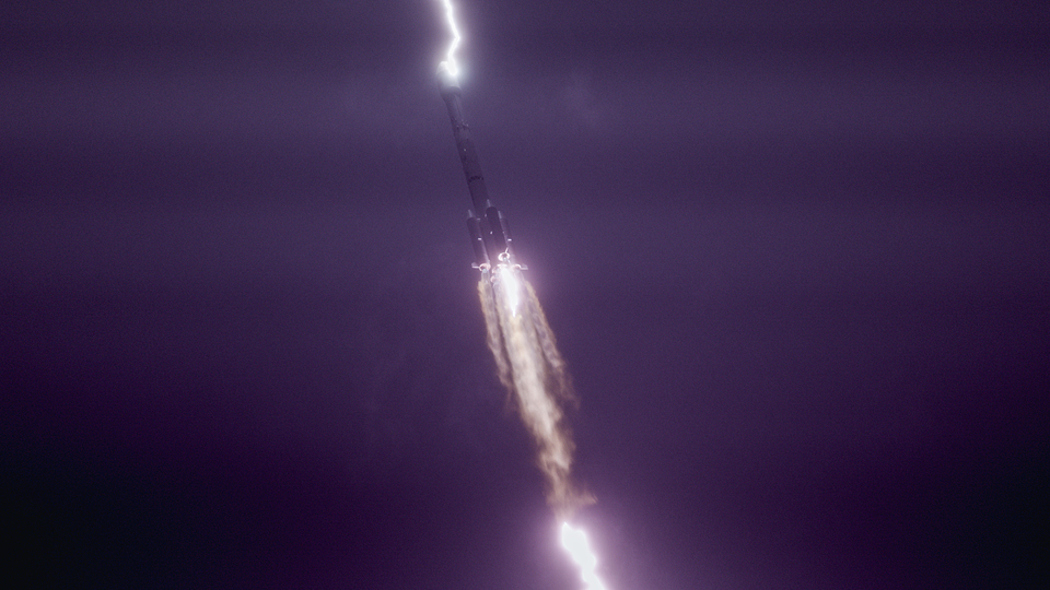 How did a Long March-3B rocket withstand a lightning strike?