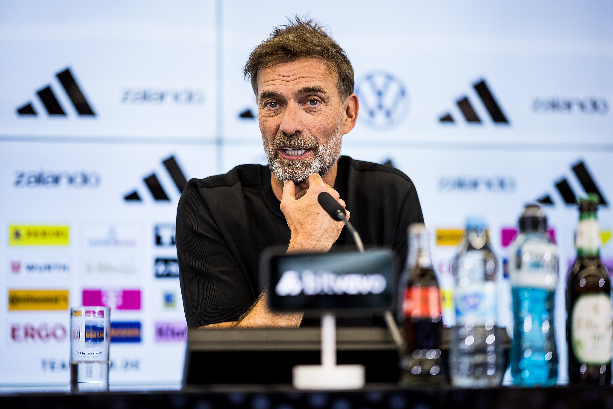 Jürgen Klopp speaks during his introductory press conference after taking over as the new coach of Germany's national football team at the DFB Campus in Frankfurt, Germany, July 24, 2026. /VCG