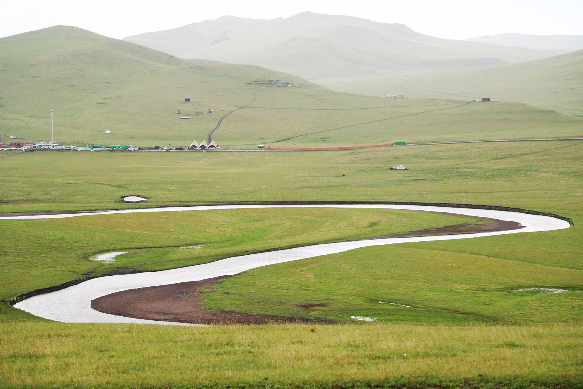 A view of the Morgele River on the Hulunbuir Grasslands in Inner Mongolia. /CGTN