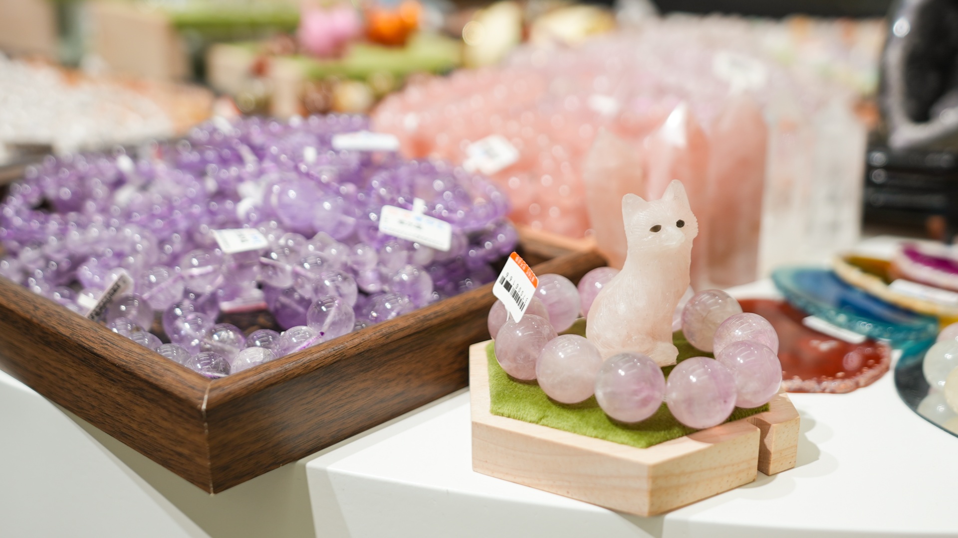 How Yiwu Merchants Tap Into Emotional Consumption