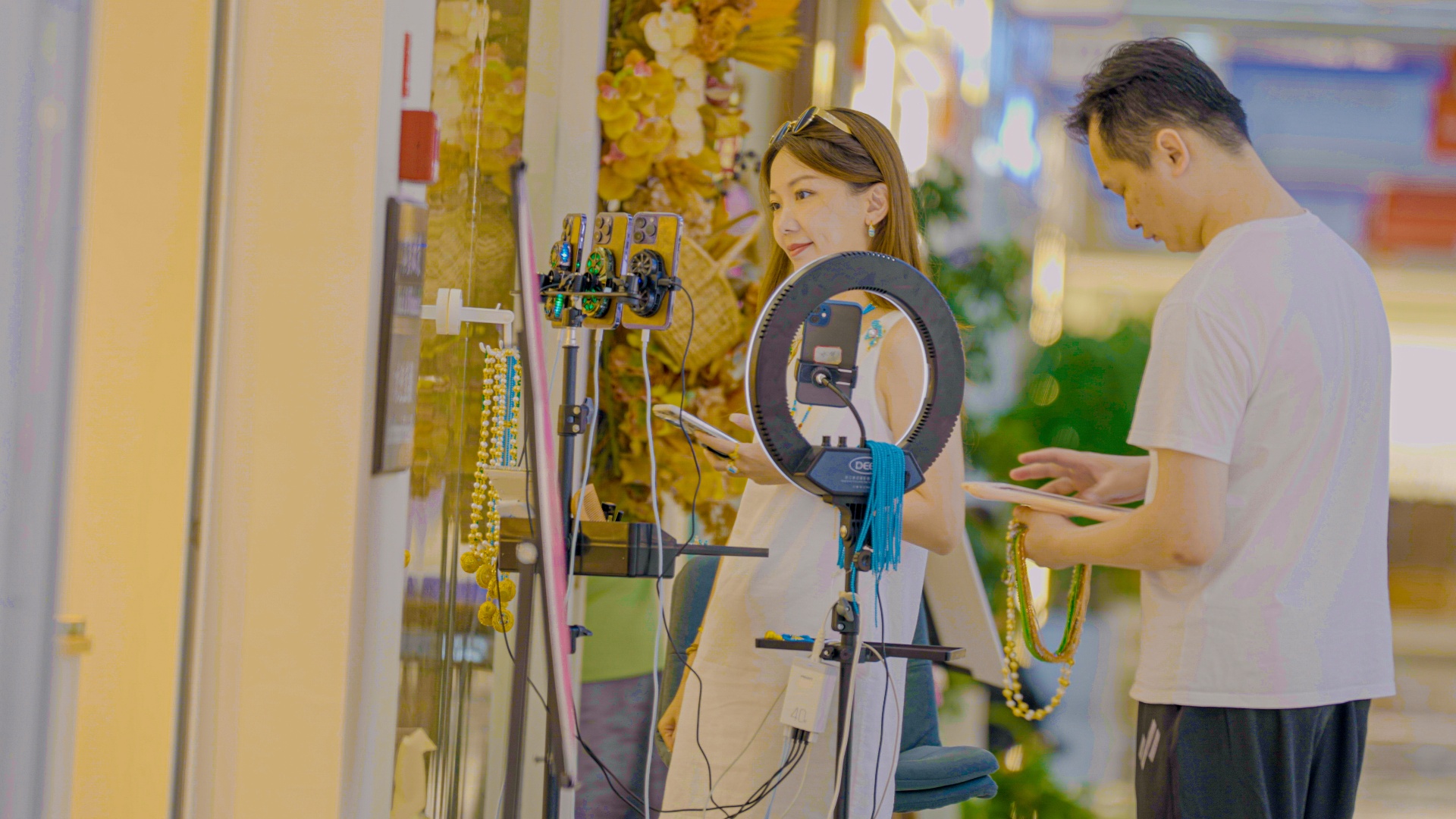 How Yiwu Merchants Tap Into Emotional Consumption