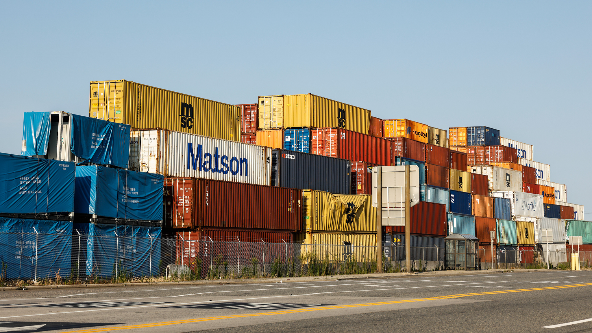 CGTN Poll: 81.7% oppose politicizing trade over 'excess capacity'