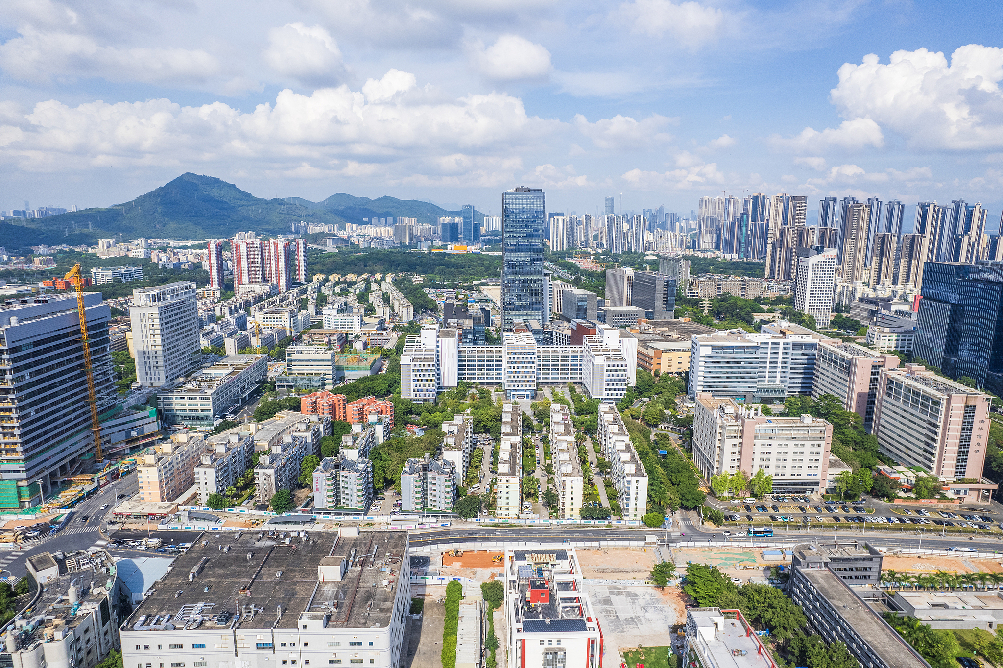 File photo of Shenzhen High-Tech Industrial Park. /VCG