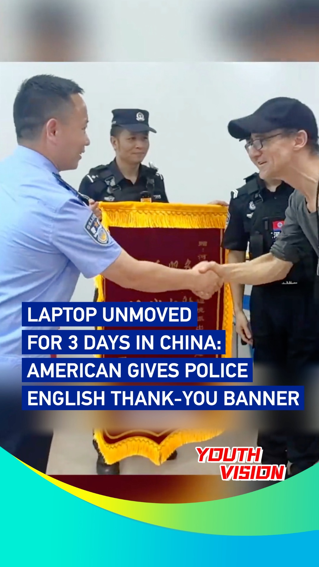 Laptop unmoved for 3 days in China: American thanks police