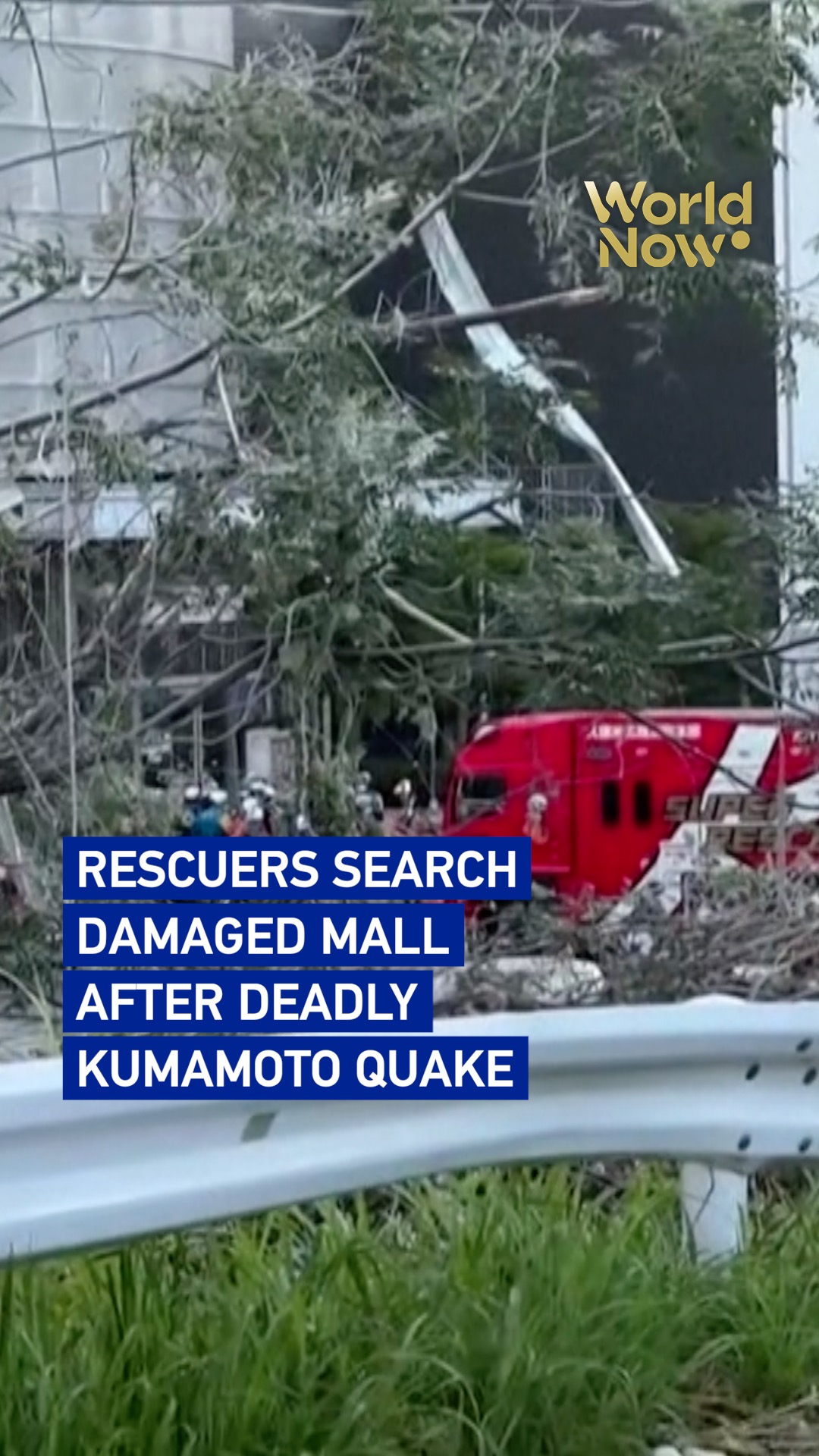 Rescuers search damaged mall after deadly Kumamoto quake