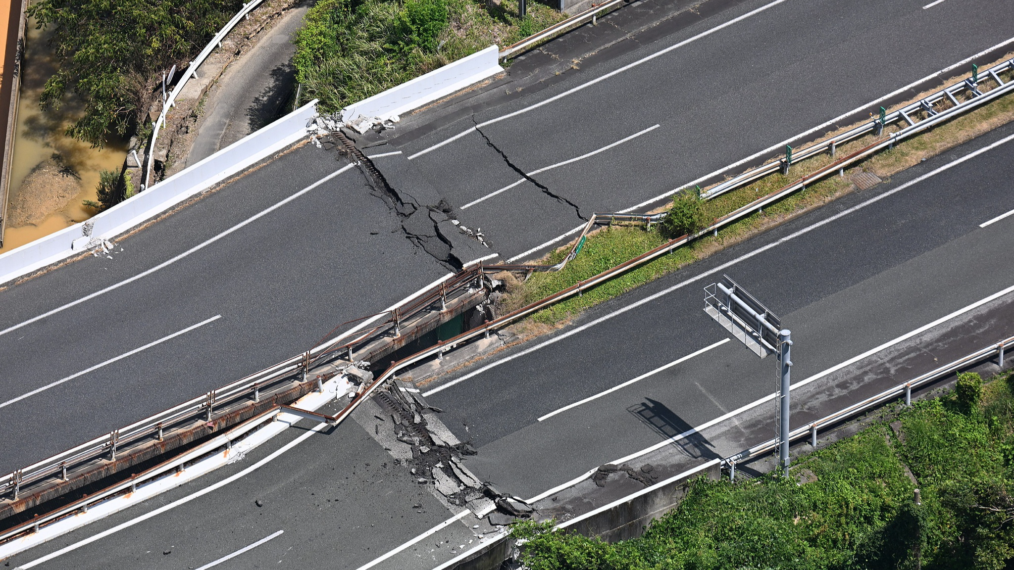Japan says over 9,000 people in evacuation centers after quake
