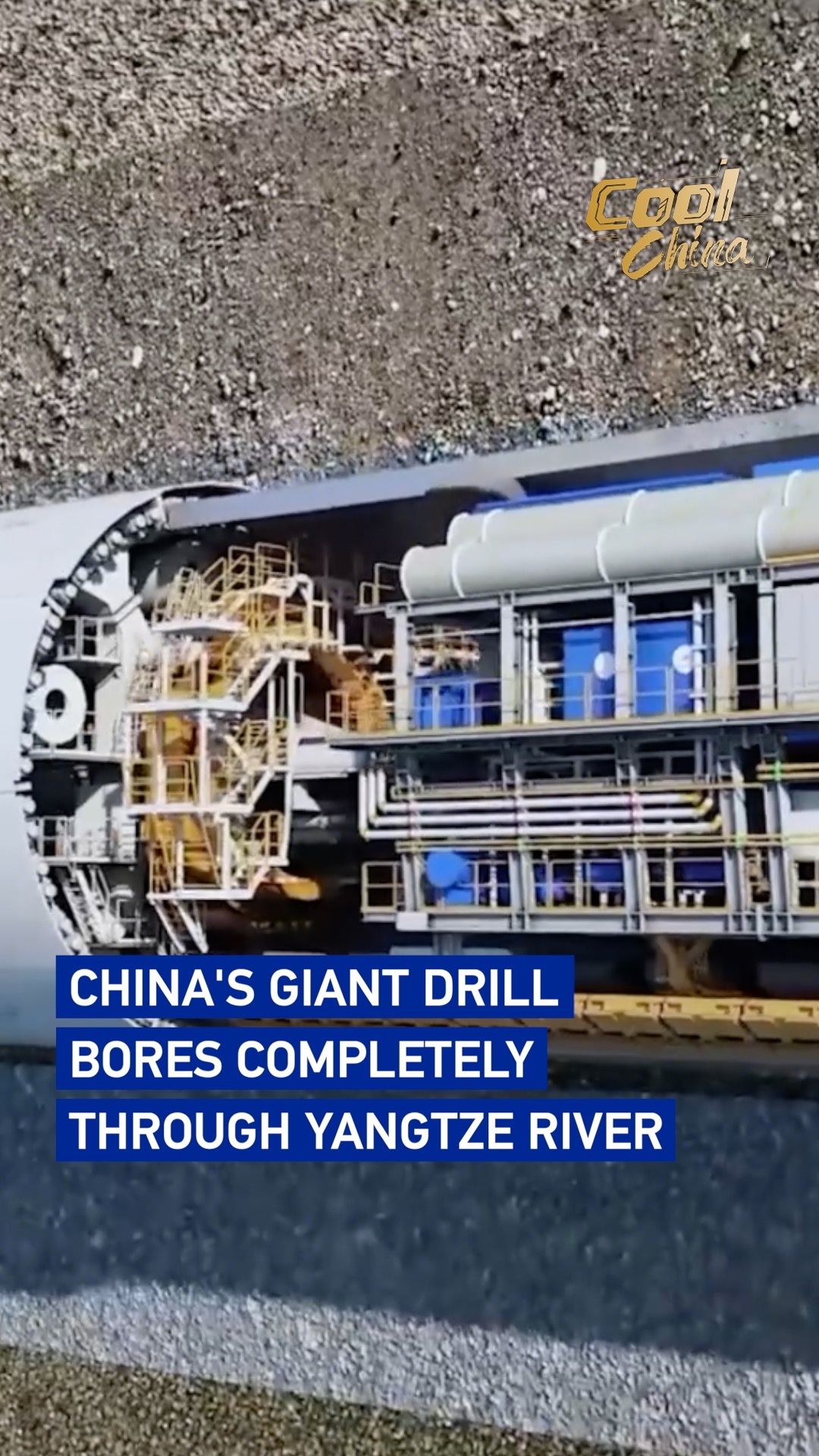 China's giant drill bores completely through Yangtze River