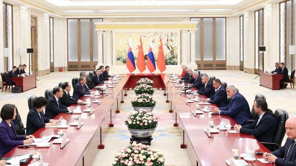 Chinese Premier Li Qiang meets with Slovak President Peter Pellegrini, who is on a state visit to China, at the Great Hall of the People in Beijing, capital of China, July 29, 2026. /Xinhua