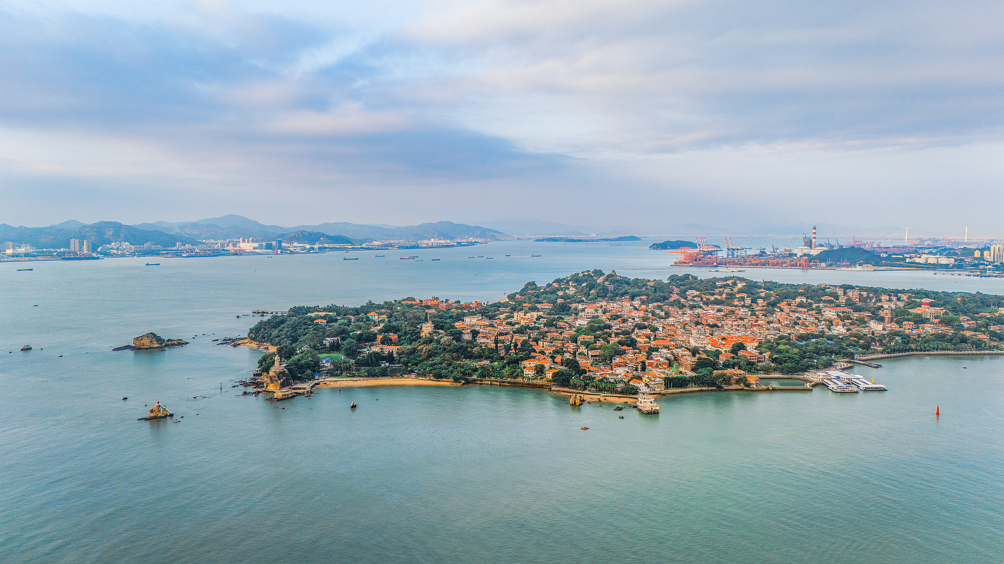 Gulangyu – A Timeless Cultural Island on Lujiang Bay