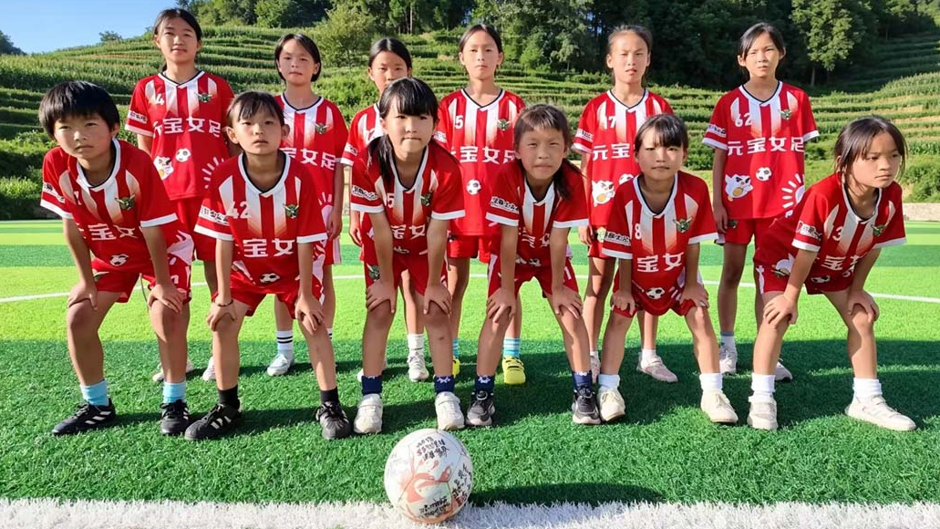 Mountain girls draw inspiration for soccer dreams from the big screen