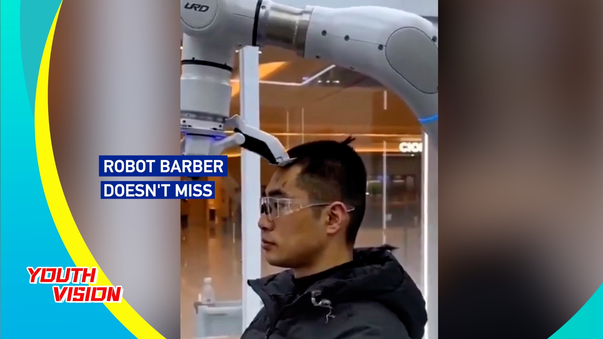 Robot barber doesn't miss