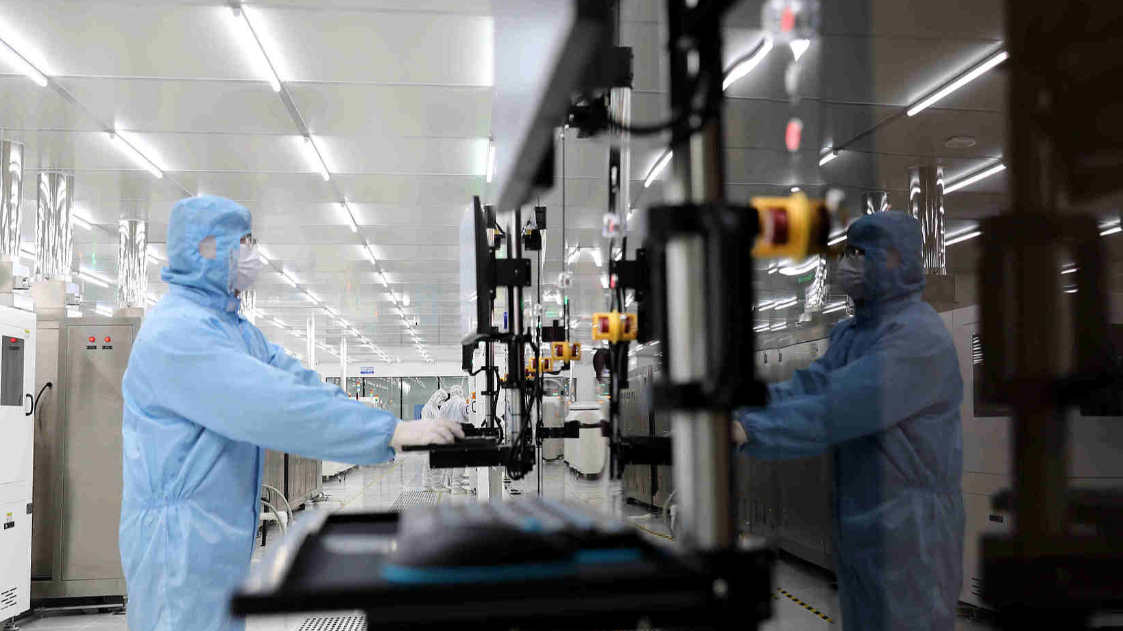 China's manufacturing sector shows resilience despite July PMI drop