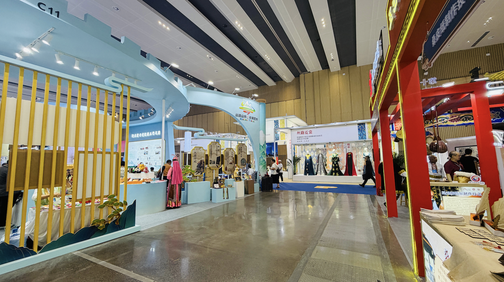 An intangible cultural heritage-themed exhibition is seen in Shihezi, Xinjiang Uygur Autonomous Region on July 30, 2026. /CGTN