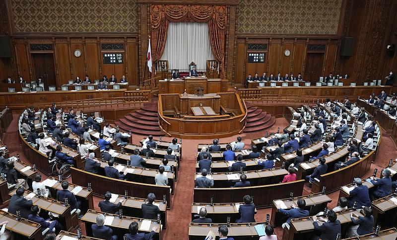 Japan's House of Councilors approves a bill to establish a new national intelligence bureau during a plenary session in Tokyo, May 27, 2026. /CFP