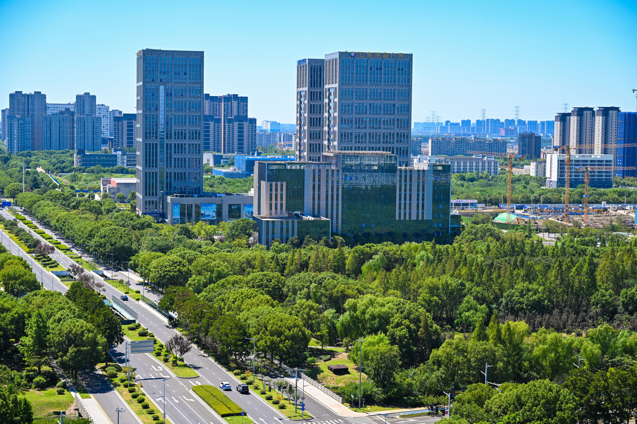 The modern urban skyline of the Huanan South area in Nanjing, Jiangsu Province, China, May 31, 2026. /VCG