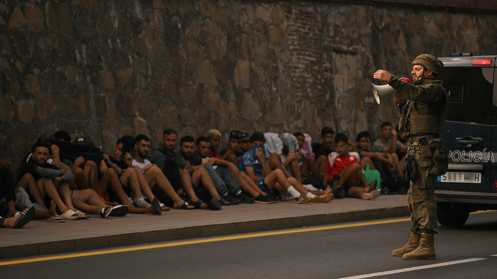 Spanish PM urges EU unity over Ceuta migrant crisis