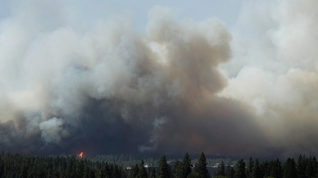 The Old Trails Fire from the Centennial Trail near West College Avenue in Spokane, Washington state, the United States, August 1, 2026. /VCG
