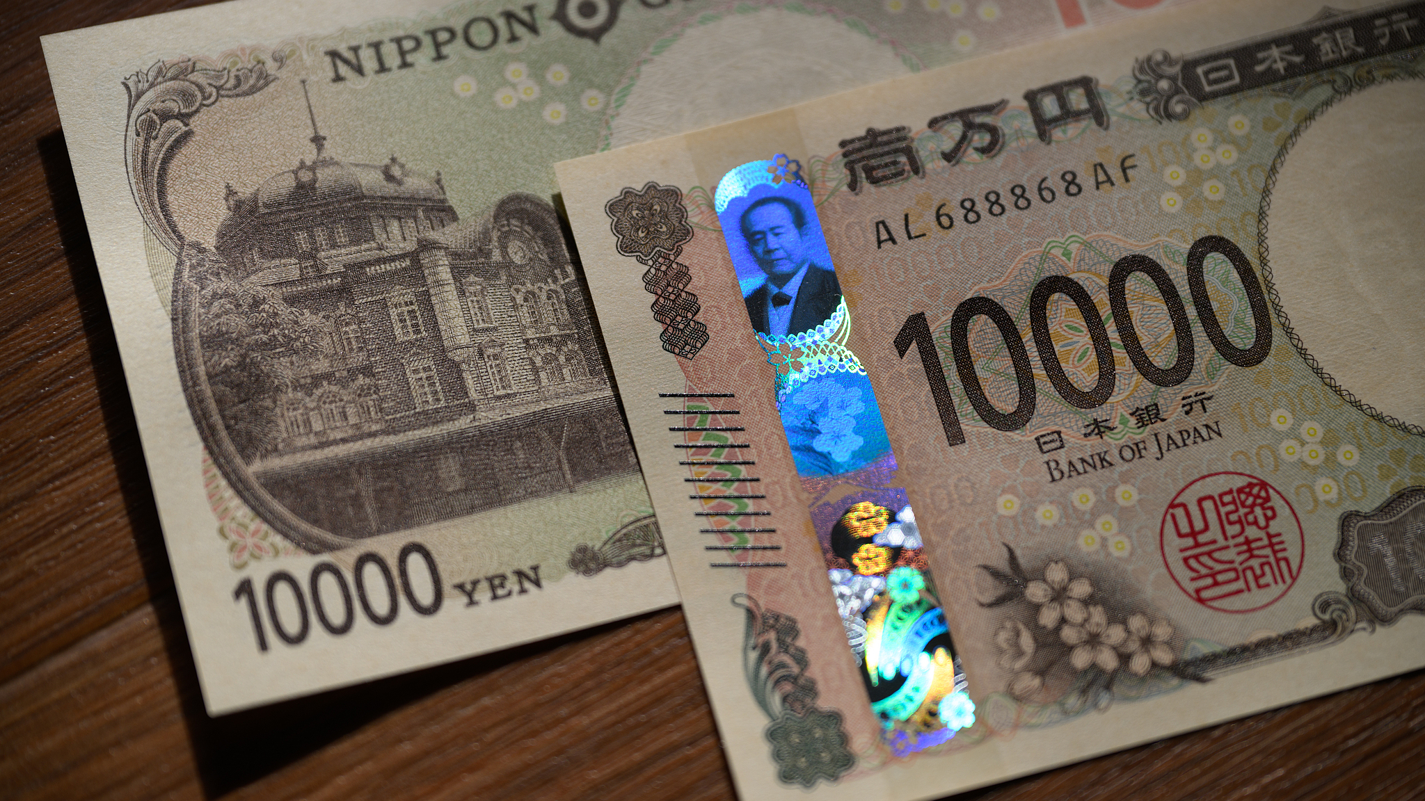 Japanese 10,000 yen banknotes arranged side-by-side, Kawasaki, Kanagawa, Japan, April 18, 2025. /VCG