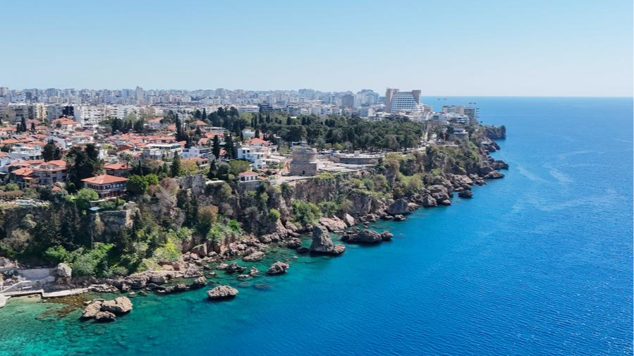 An aerial drone photo taken on March 23, 2025 shows the coastal scenery in Antalya, Türkiye. /Xinhua