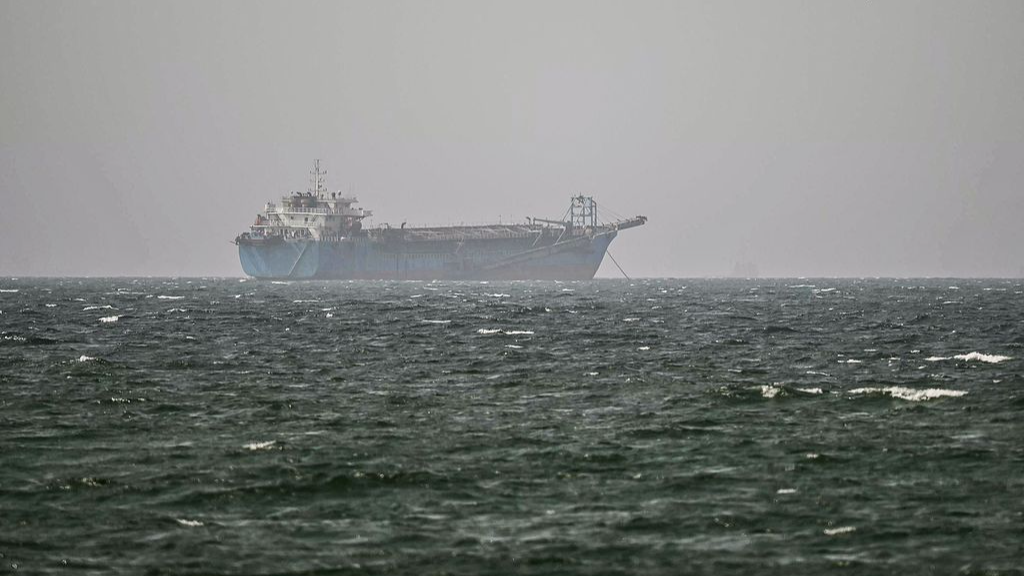US, Iran at odds over talks as Hormuz standoff persists