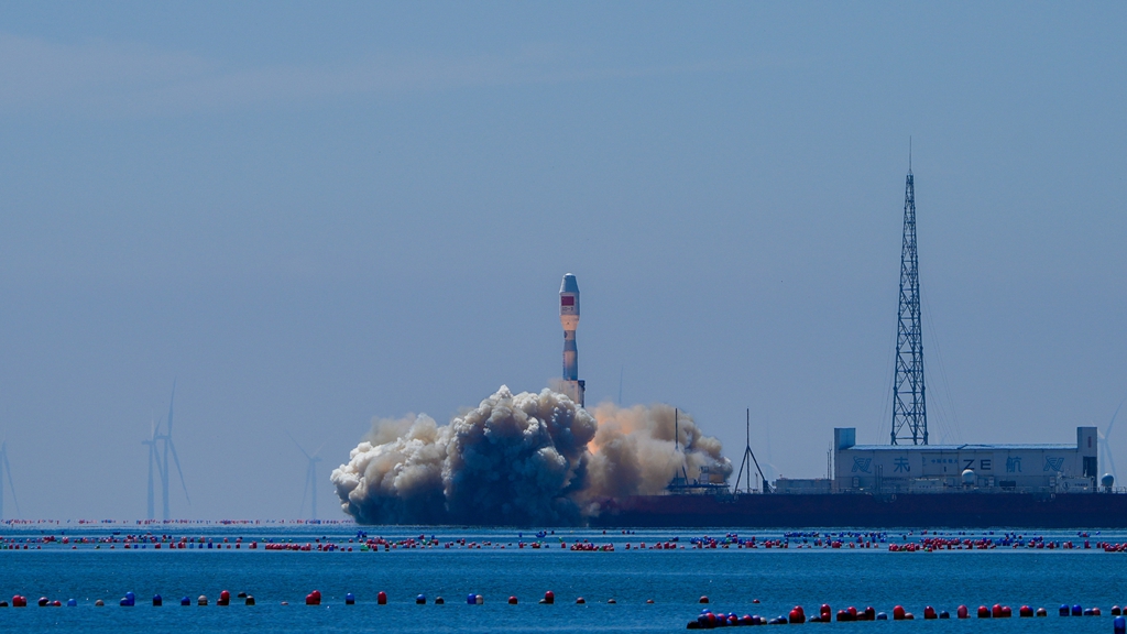 China launches a Smart Dragon-3 carrier rocket from east China's Shandong Province, August 5, 2026. /CMG