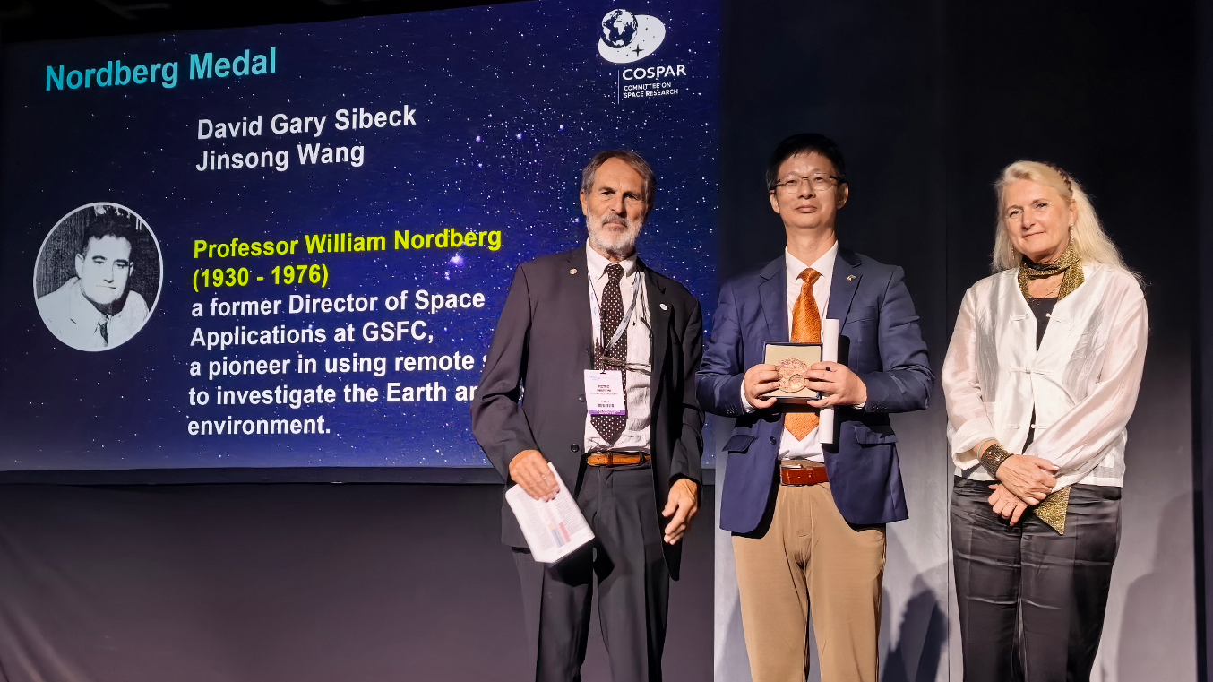Chinese scientist wins COSPAR's William Nordberg Medal
