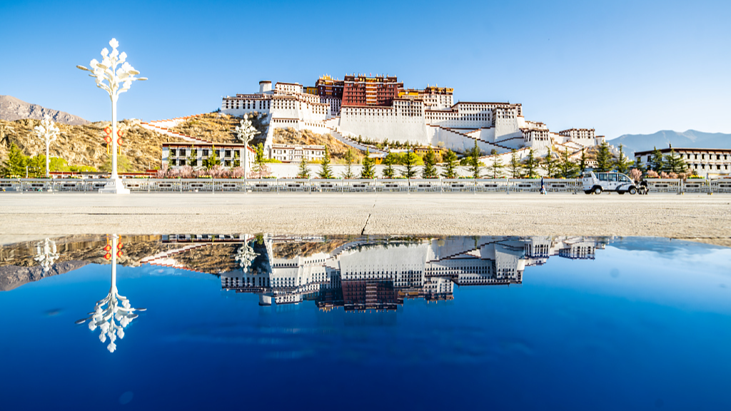Live: The Potala Palace, a timeless landmark embracing new energy