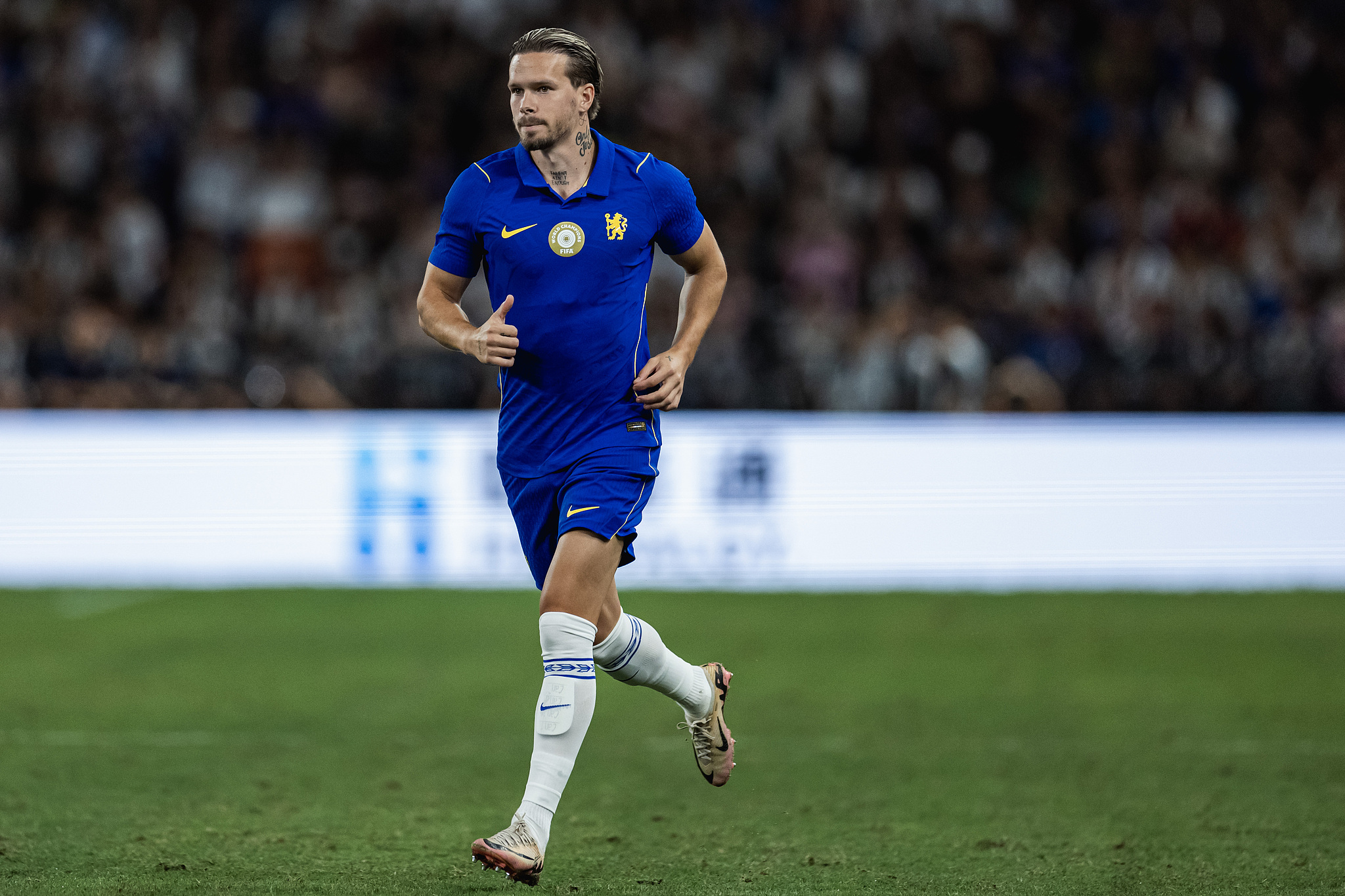 Mykhailo Mudryk of Chelsea in action during a pre-season friendly against Juventus at the Hong Kong Football Festival in Hong Kong SAR, August 5, 2026. /VCG
