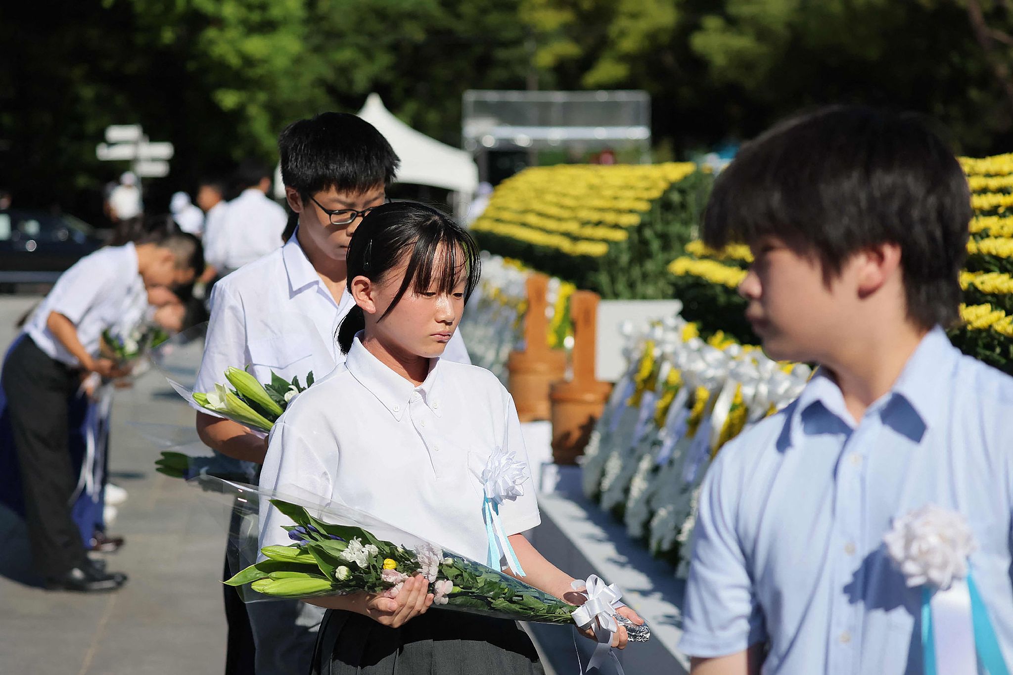 Hiroshima anniversary overshadowed by nuclear policy concerns