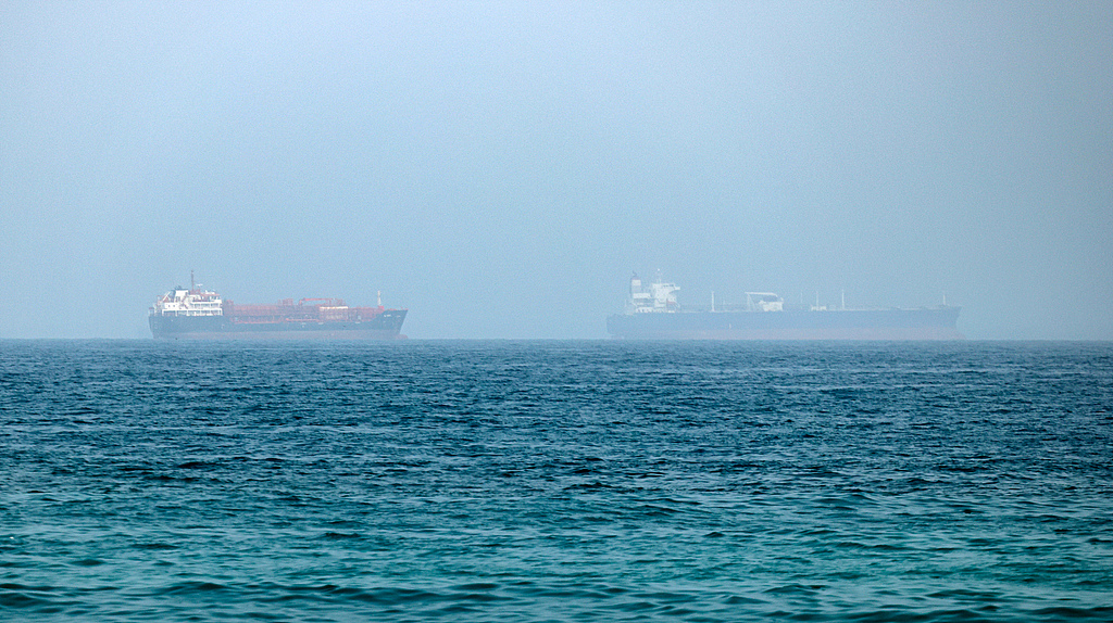 Iran, Oman close to new Hormuz Strait shipping agreement