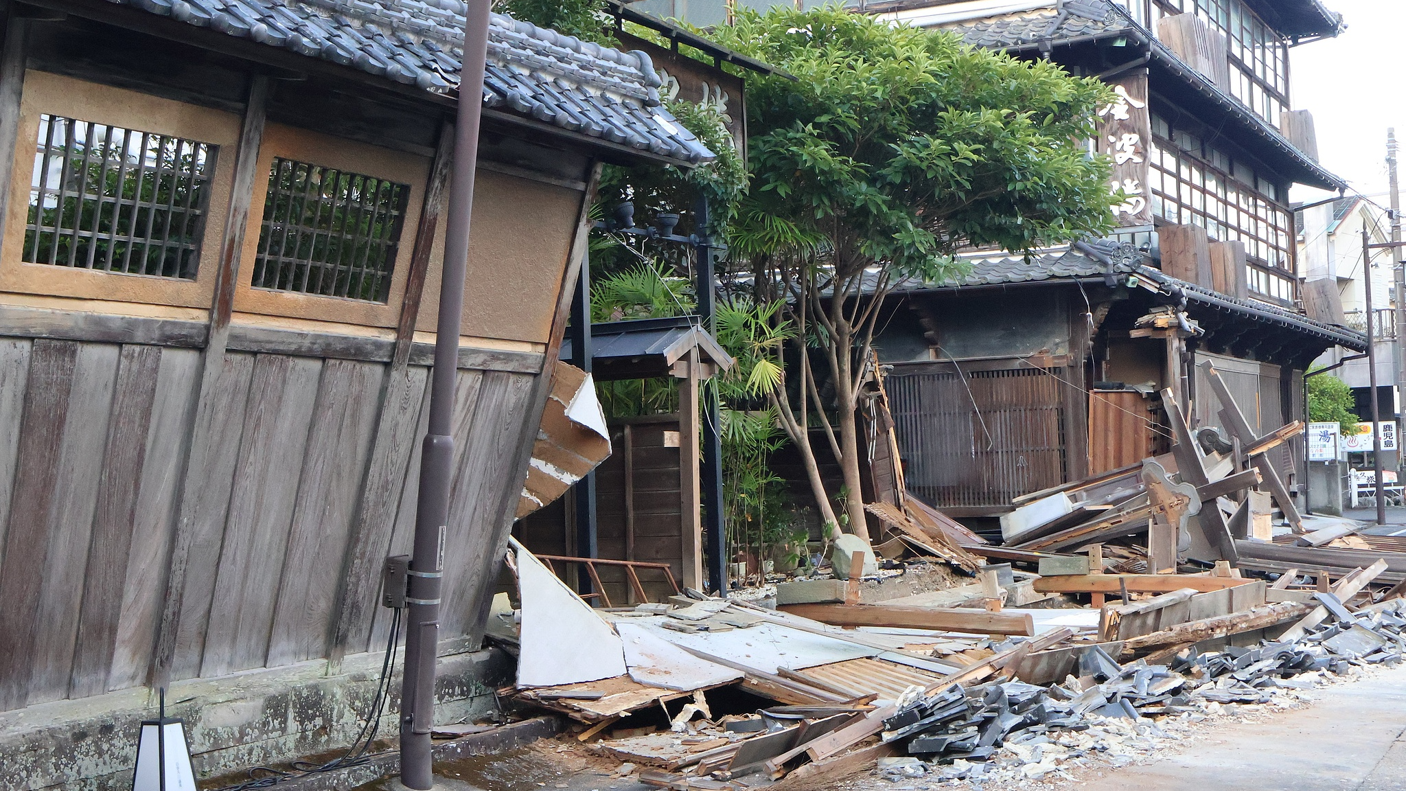 Death toll from Japan's Kumamoto earthquake rises to 39