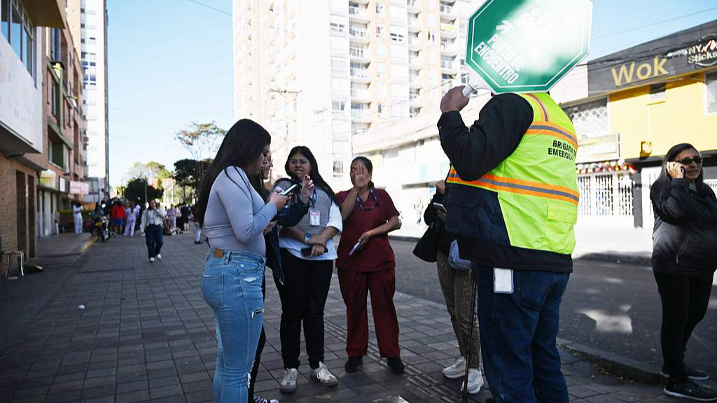 Live: A magnitude-7.5 earthquake struck Colombia