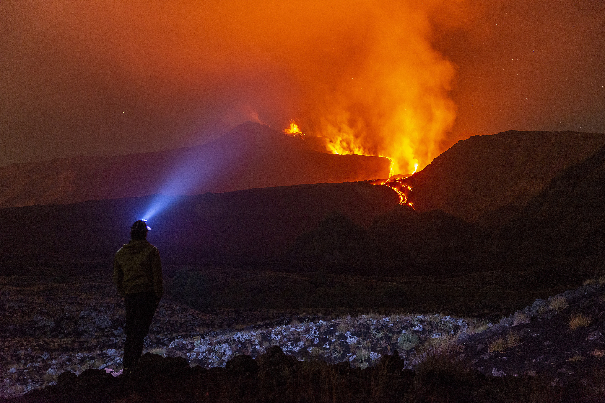 Mount Etna's eruptive phase persists with fluctuating explosive dynamics at the Voragine summit crater in Catania, Sicily, Italy on August 10, 2026. /VCG