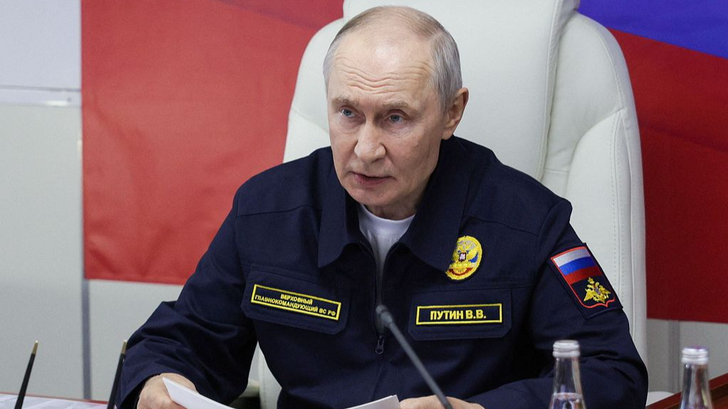 Russia's President Vladimir Putin holds a meeting onboard the Russian Navy's guided missile cruiser Varyag during the final stage of a Pacific Fleet's naval drills on far eastern Sakhalin Island, Russia, August 12, 2026. /VCG
