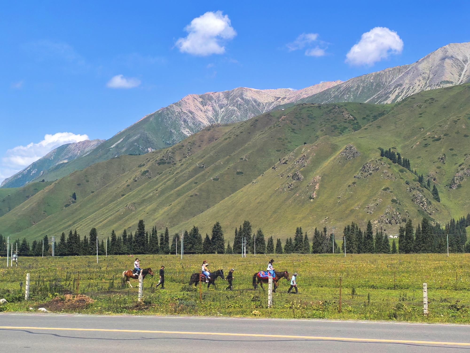 Scenery along the Duku Highway is seen in northwest China's Xinjiang Uygur Autonomous Region on July 25, 2026. /CGTN