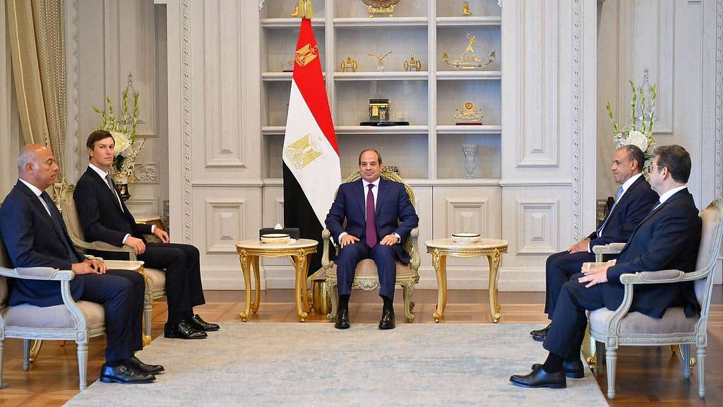Egyptian President Abdel-Fattah al-Sisi receives Jared Kushner in New Alamein, Egypt, August 16, 2026. /VCG