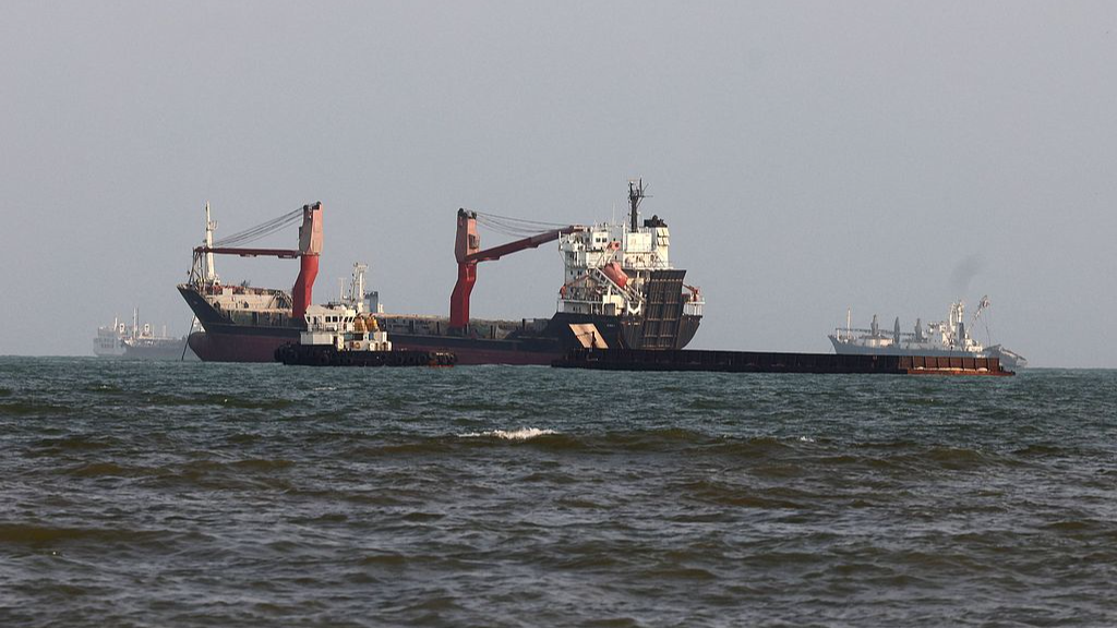 Iran says agreement reached with Oman on map of new route in Hormuz