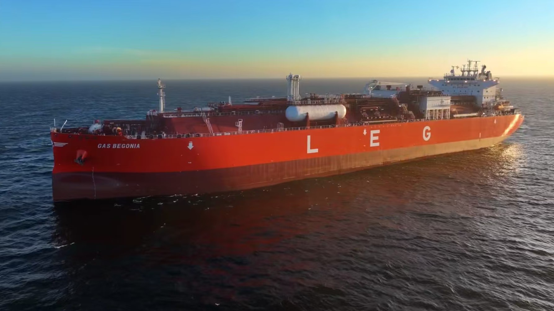 China's 99,000-cubic-meter ultra-large ethane-ethylene carrier. /CMG