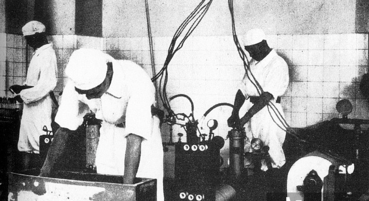 A 1932 photo shows operations inside Tokyo's epidemic prevention lab – a precursor to Japan's infamous Unit 731 led by Shiro Ishii, which later conducted brutal biological weapon experiments on human subjects at its secret base in Harbin. /CFP