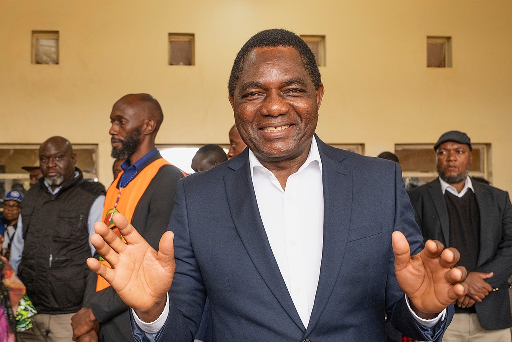Zambian President Hakainde Hichilema casts his vote at a polling station in Lusaka, Zambia, August 13, 2026. /VCG