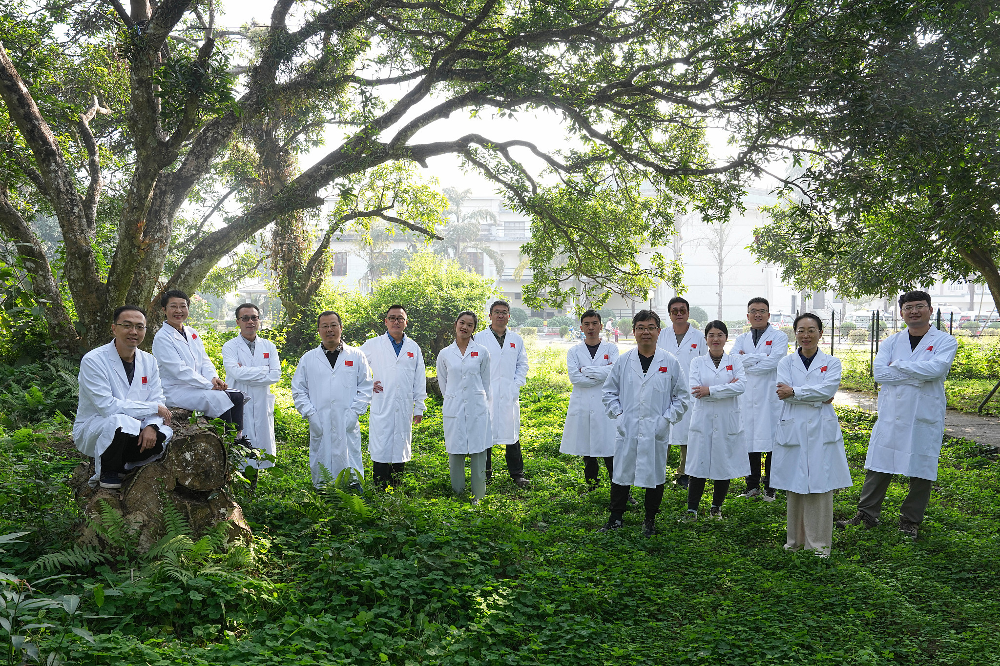 Members of the 16th Chinese Medical Team to Nepal work at B.P. Koirala Memorial Cancer Hospital in Bharatpur, central-southern Nepal. /CFP