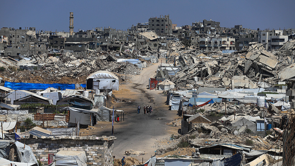 Israel targets Hamas commanders in Gaza despite ceasefire efforts