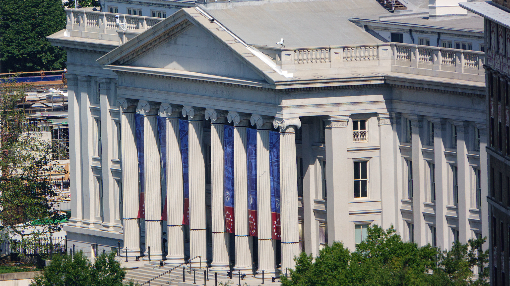 US national debt tops $40 trillion: What are the risks?