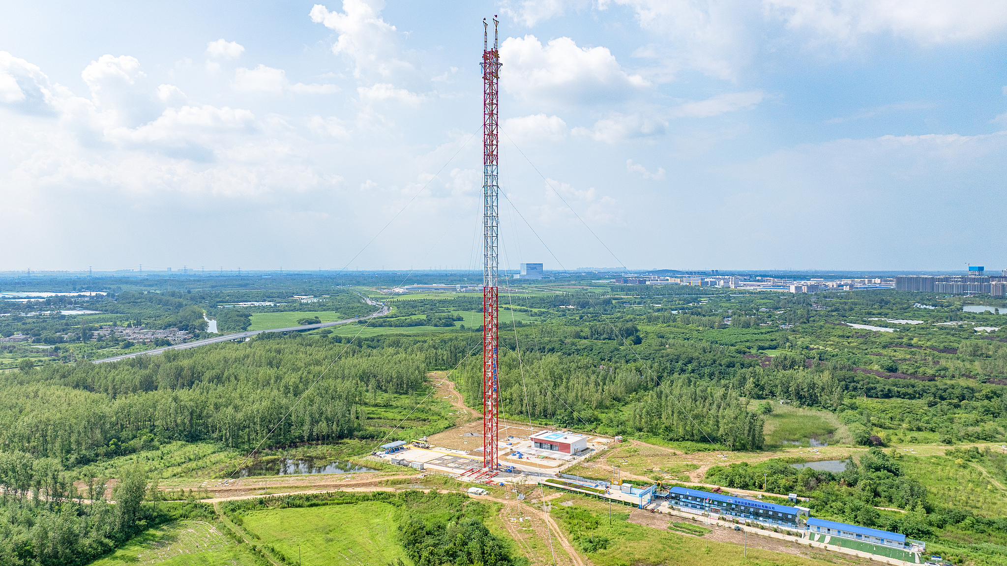 Luzhou Tower, China's highest meteorological observation tower, has passed the 200-meter mark in Hefei, east China's Anhui Province, August 7, 2026. /VCG